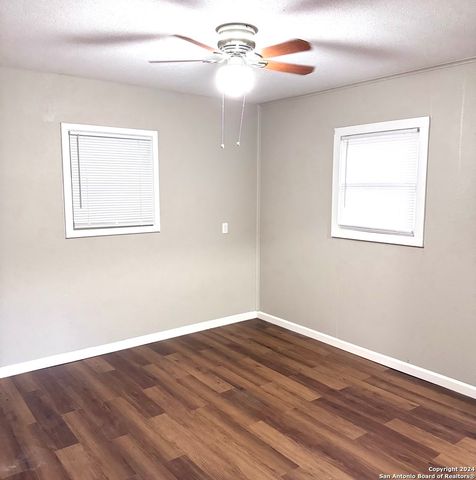 7923 Donore Pl Apt 21, San Antonio, TX 78229