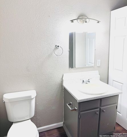 7923 Donore Pl Apt 21, San Antonio, TX 78229