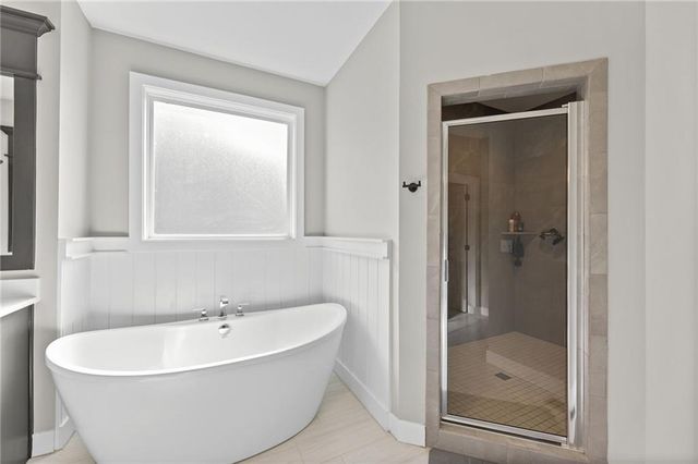 25274 W 92nd Terrace, Lenexa, KS 66227