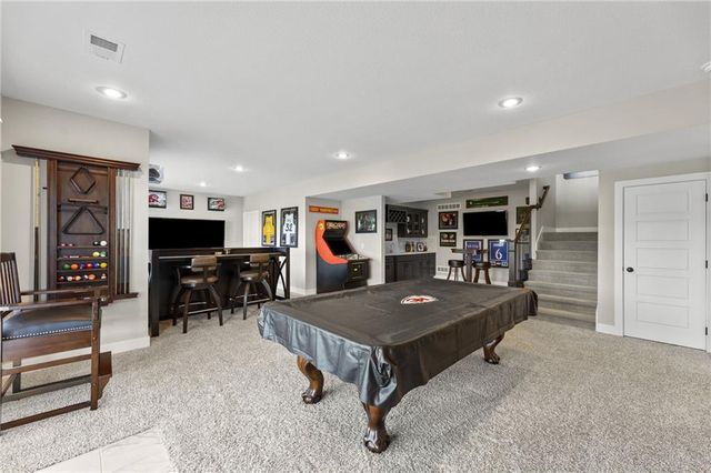 25274 W 92nd Terrace, Lenexa, KS 66227