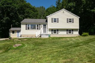 18 Severance Drive, Londonderry, NH 03053