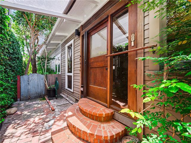 430 Altair, Los Angeles, CA 90291