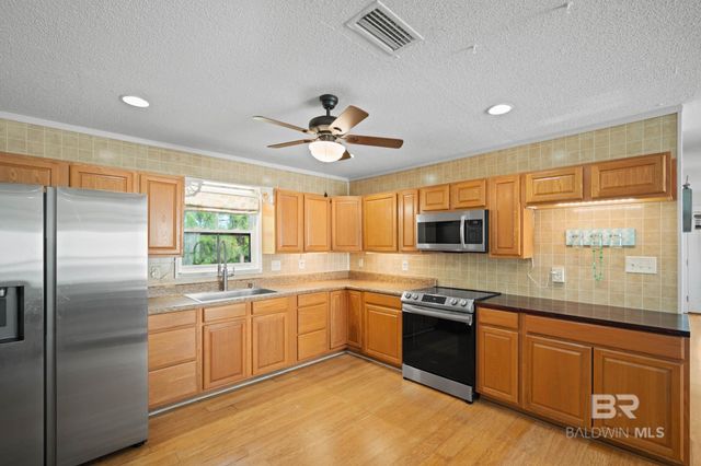 157 Windmill Ridge Road, Gulf Shores, AL 36542