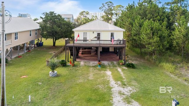 157 Windmill Ridge Road, Gulf Shores, AL 36542