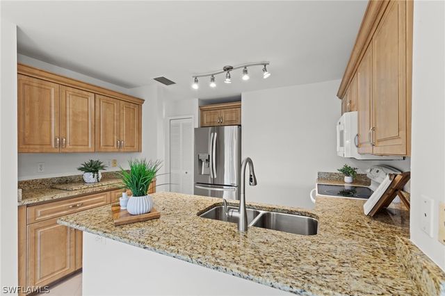 8291 Grand Palm DR 2, Estero, FL 33967