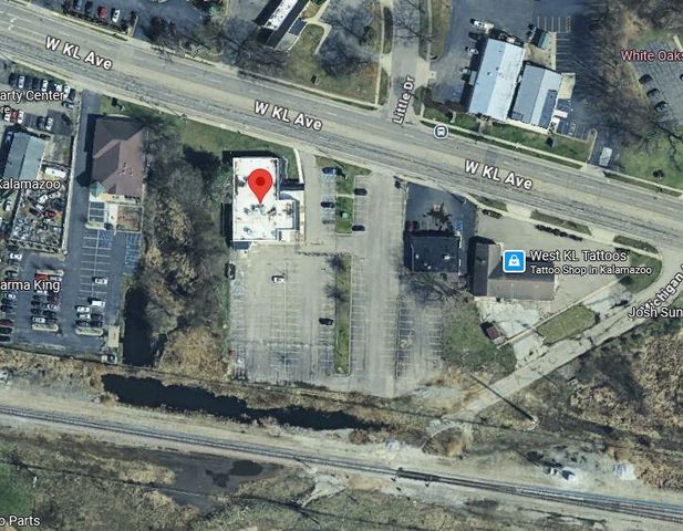 4525 W Kl Avenue, Kalamazoo, MI 49006
