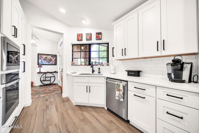 19614 N BELLWOOD Drive, Sun City West, AZ 85375
