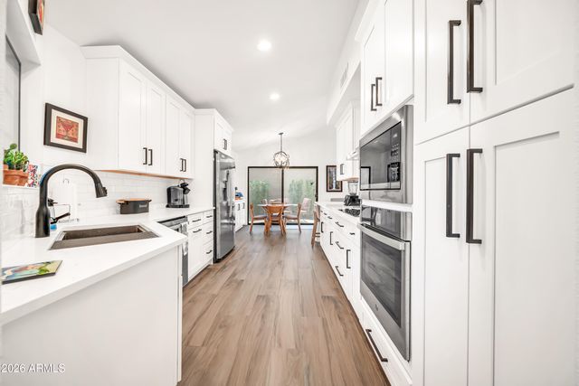 19614 N BELLWOOD Drive, Sun City West, AZ 85375
