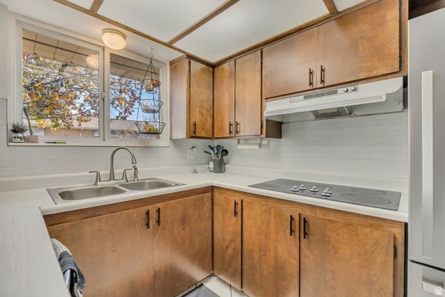 8331 S MONROE ST, Midvale, UT 84047