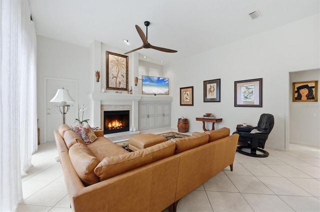 597 ASTON WOODS COURT, Venice, FL 34293