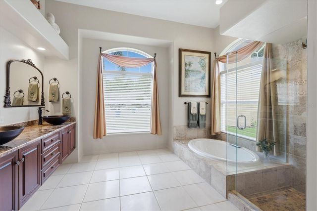 597 ASTON WOODS COURT, Venice, FL 34293