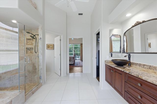 597 ASTON WOODS COURT, Venice, FL 34293