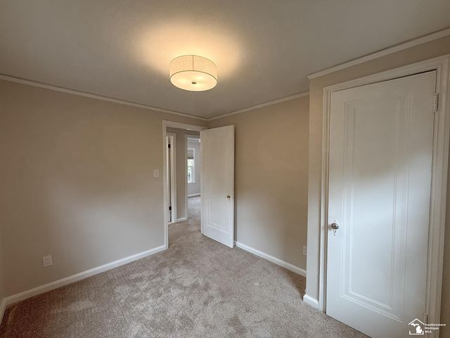 2845 Birchwood Street, Trenton, MI 48183