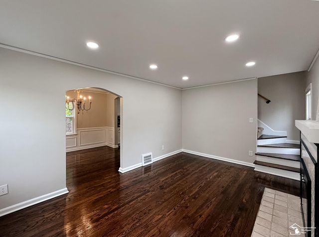 2845 Birchwood Street, Trenton, MI 48183