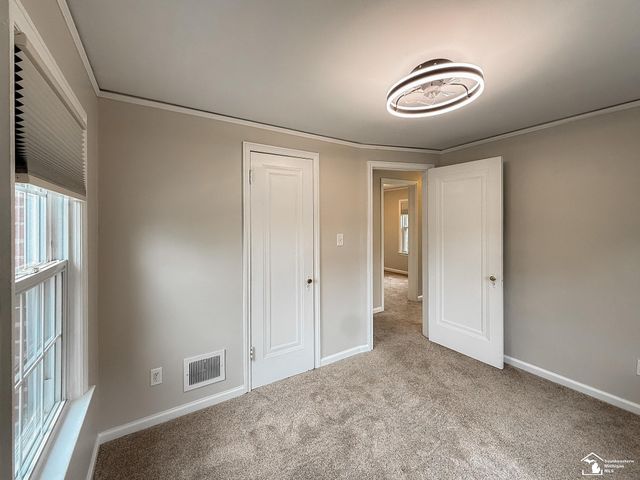 2845 Birchwood Street, Trenton, MI 48183