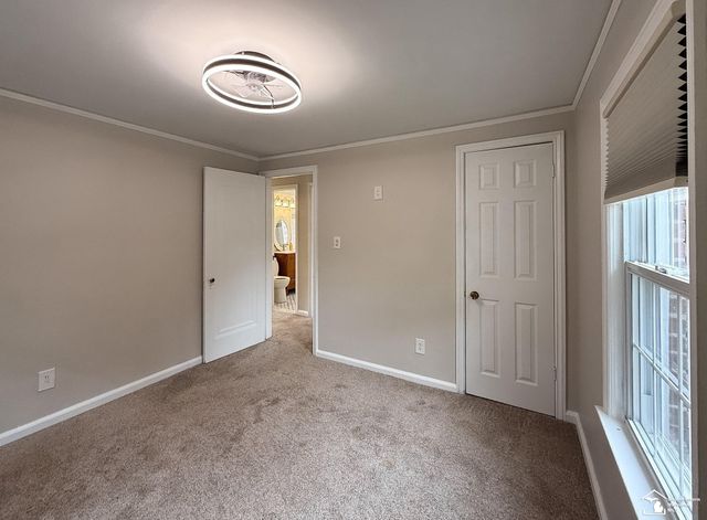 2845 Birchwood Street, Trenton, MI 48183