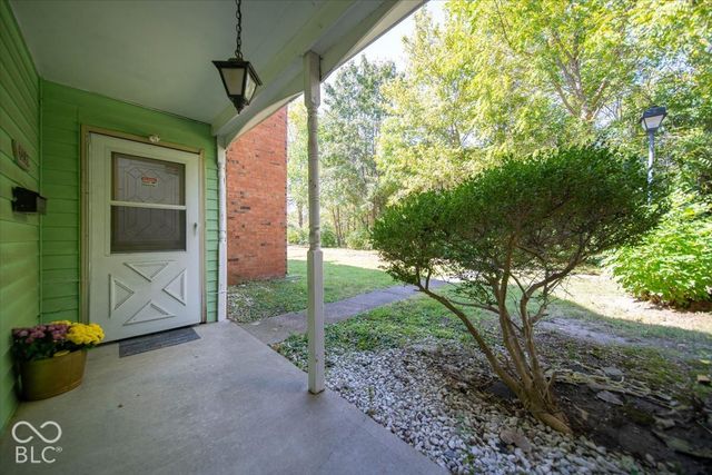 6442 Commons Drive, Indianapolis, IN 46254