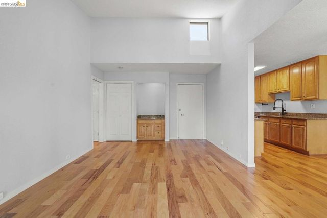 175 Sierra DR APT 303, Walnut Creek, CA 94596