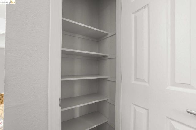 175 Sierra DR APT 303, Walnut Creek, CA 94596