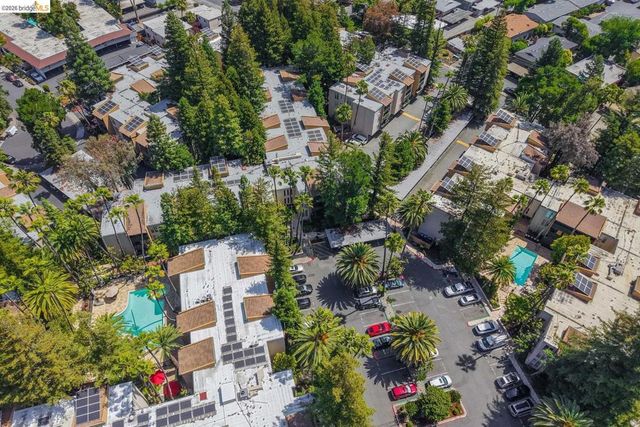 175 Sierra DR APT 303, Walnut Creek, CA 94596