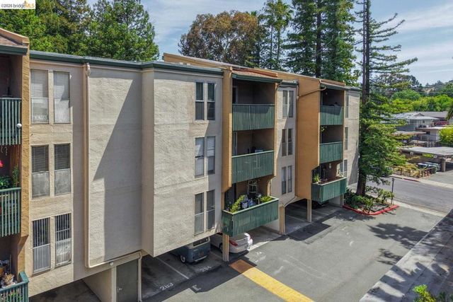 175 Sierra DR APT 303, Walnut Creek, CA 94596