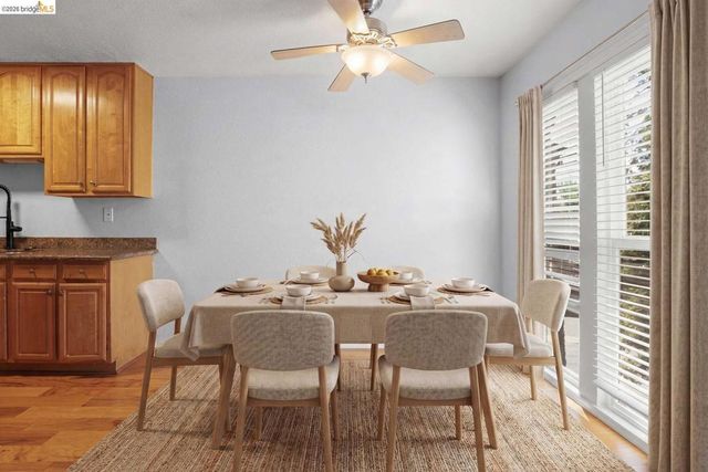 175 Sierra DR APT 303, Walnut Creek, CA 94596