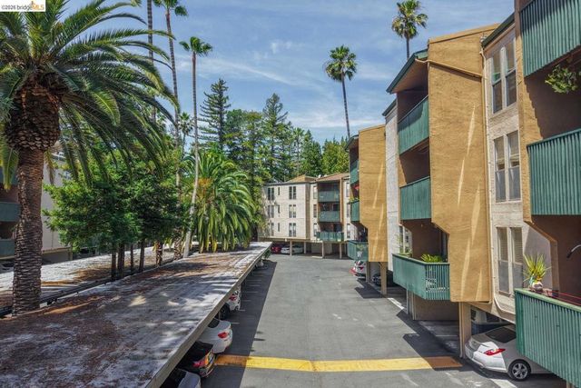 175 Sierra DR APT 303, Walnut Creek, CA 94596