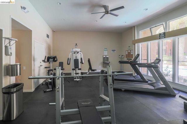 175 Sierra DR APT 303, Walnut Creek, CA 94596