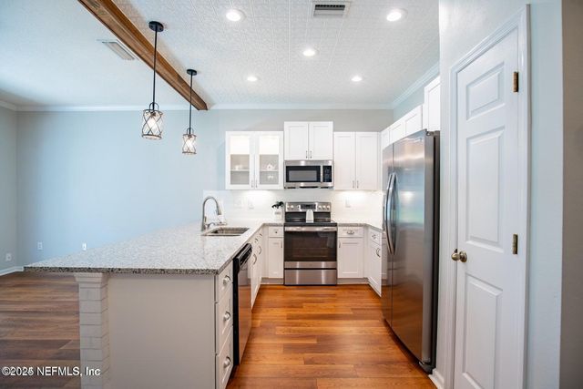 721 CRYSTAL Way, Orange Park, FL 32065