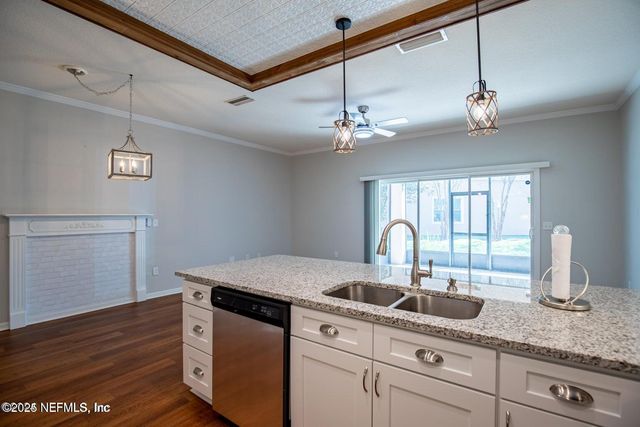 721 CRYSTAL Way, Orange Park, FL 32065