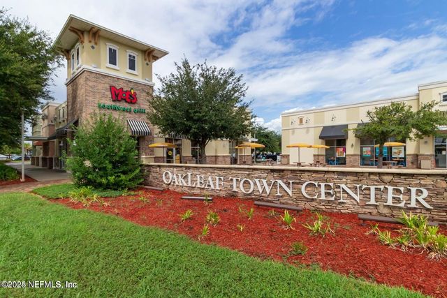 721 CRYSTAL Way, Orange Park, FL 32065