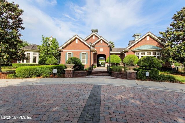 721 CRYSTAL Way, Orange Park, FL 32065