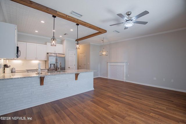 721 CRYSTAL Way, Orange Park, FL 32065