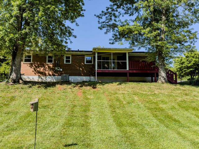 134 Happy Circle Drive, Somerset, KY 42501