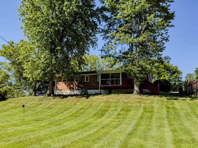 134 Happy Circle Drive, Somerset, KY 42501