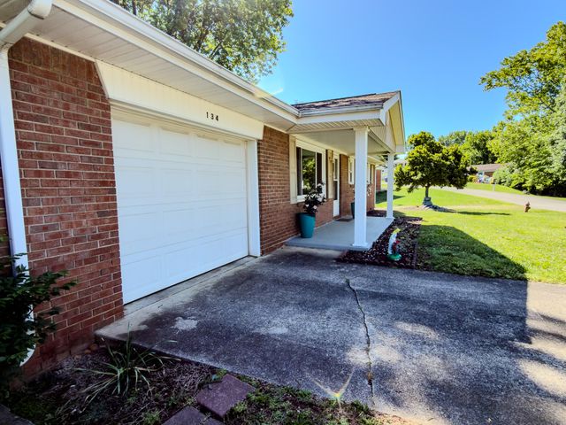134 Happy Circle Drive, Somerset, KY 42501