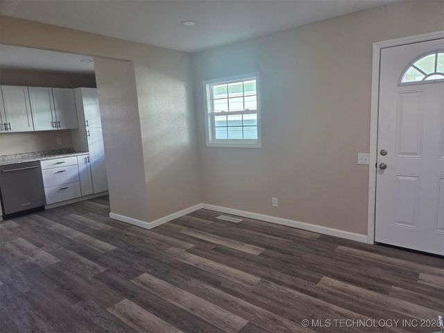 117 Mockingbird Lane, Bartlesville, OK 74003