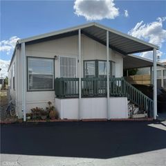 301 E Foothill Blvd, Pomona, CA 91767