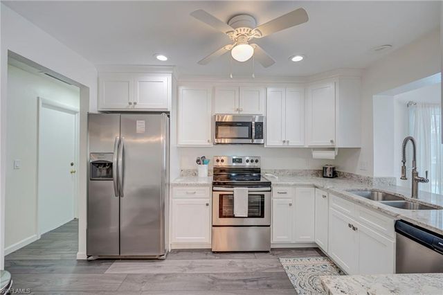 1914 Ottersrest LN, Cape Coral, FL 33990