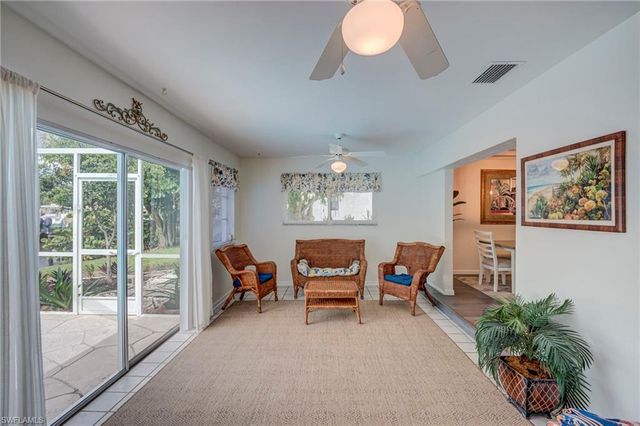 1914 Ottersrest LN, Cape Coral, FL 33990