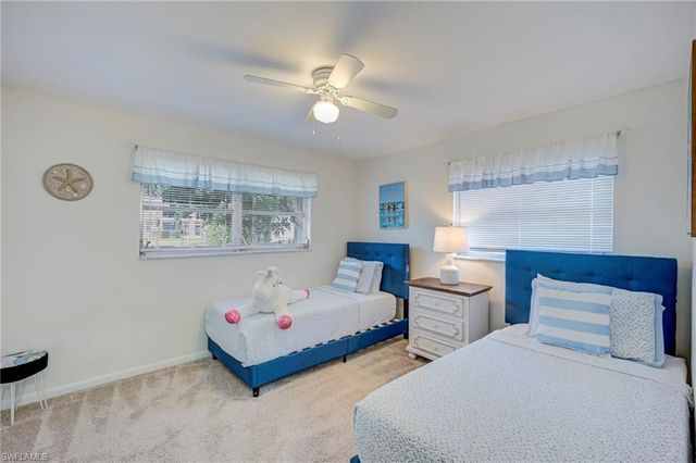 1914 Ottersrest LN, Cape Coral, FL 33990