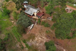 125 Turkey Trot RD, Smithville, TX 78957