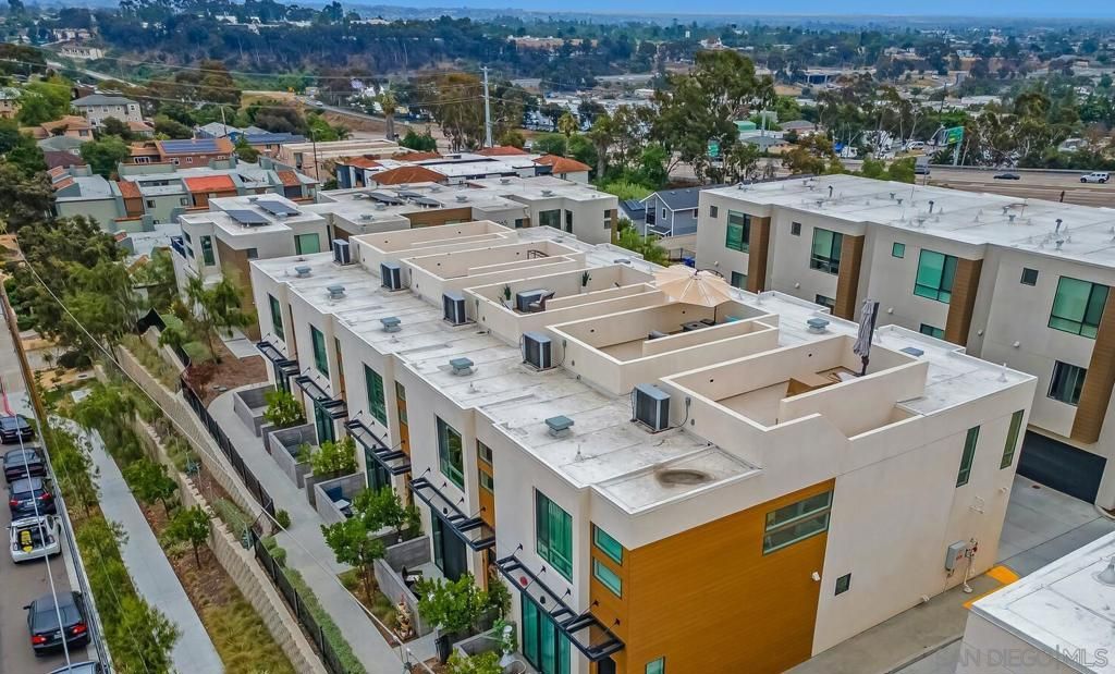 1055 32nd St 8, San Diego, CA 92102