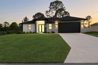 3222 48th ST W, Lehigh Acres, FL 33971