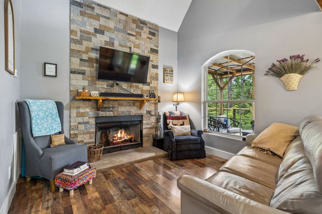225 Grishom Ln, Granville, TN 38564