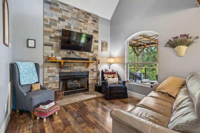 225 Grishom Ln, Granville, TN 38564