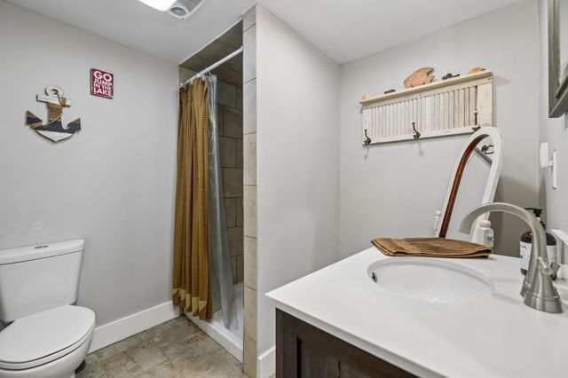 225 Grishom Ln, Granville, TN 38564