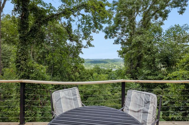 225 Grishom Ln, Granville, TN 38564