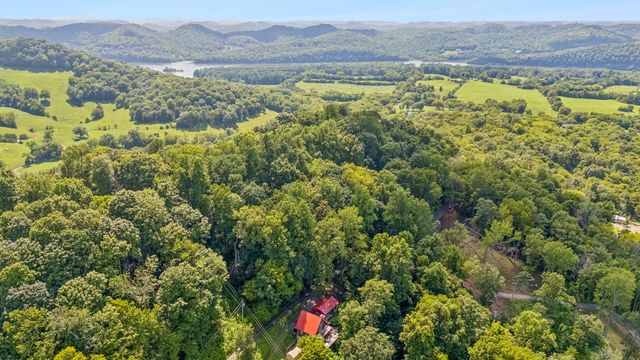 225 Grishom Ln, Granville, TN 38564
