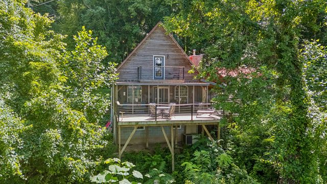 225 Grishom Ln, Granville, TN 38564